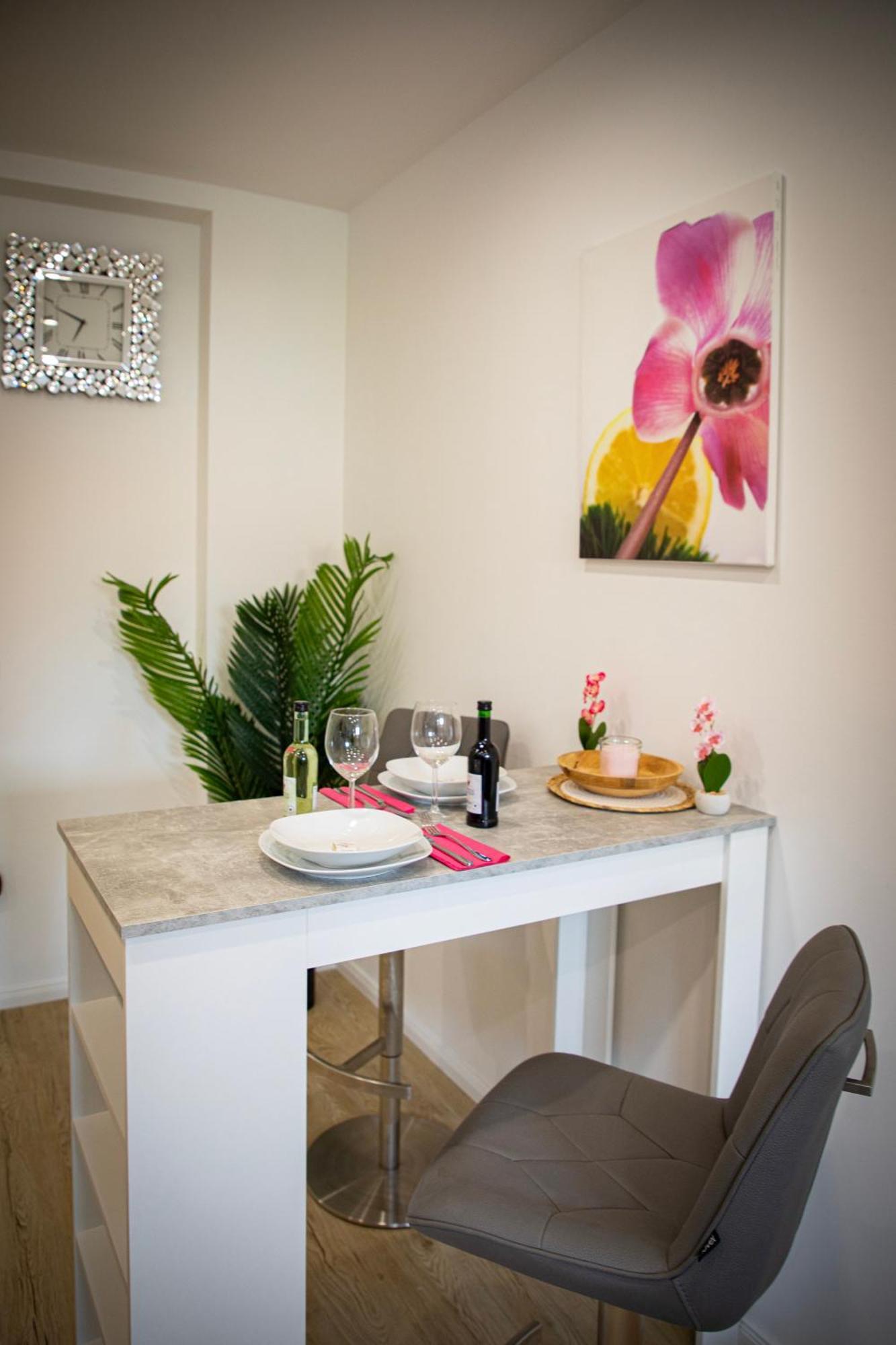 וולפסבורג Hannibal - Design Apartment Orchidee 5, Vw Naehe, Parkplatz, Kueche, Highspeed-Wlan, Fitness, Solarium מראה חיצוני תמונה